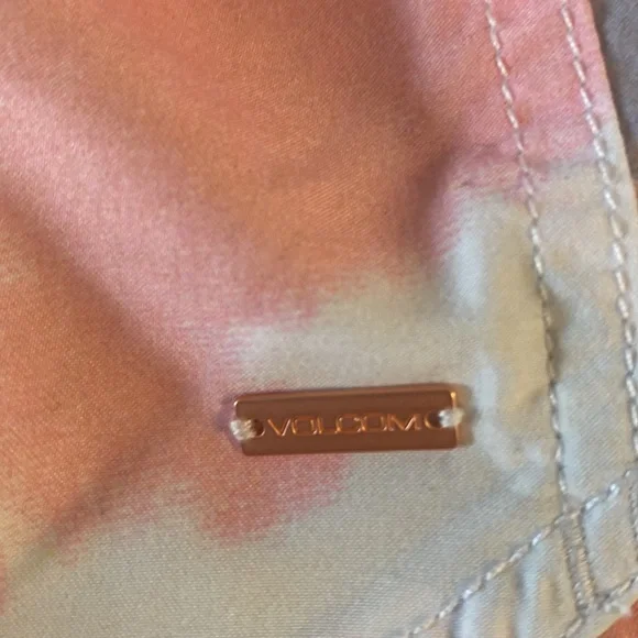 Volcom Swim Shorts - Picture 2 of 4